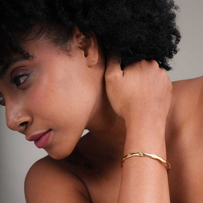 Scalloped Gold Bangle Bracelet