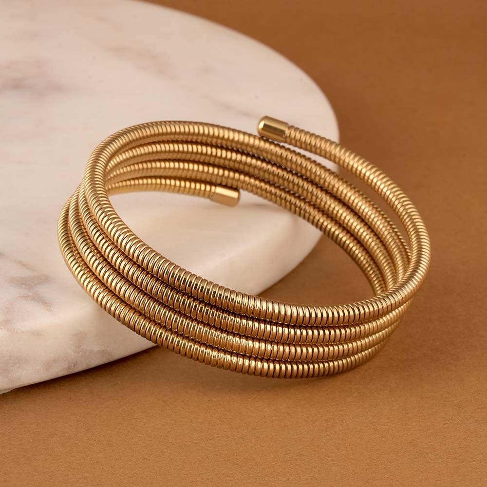 Detailed Gold Bracelet
