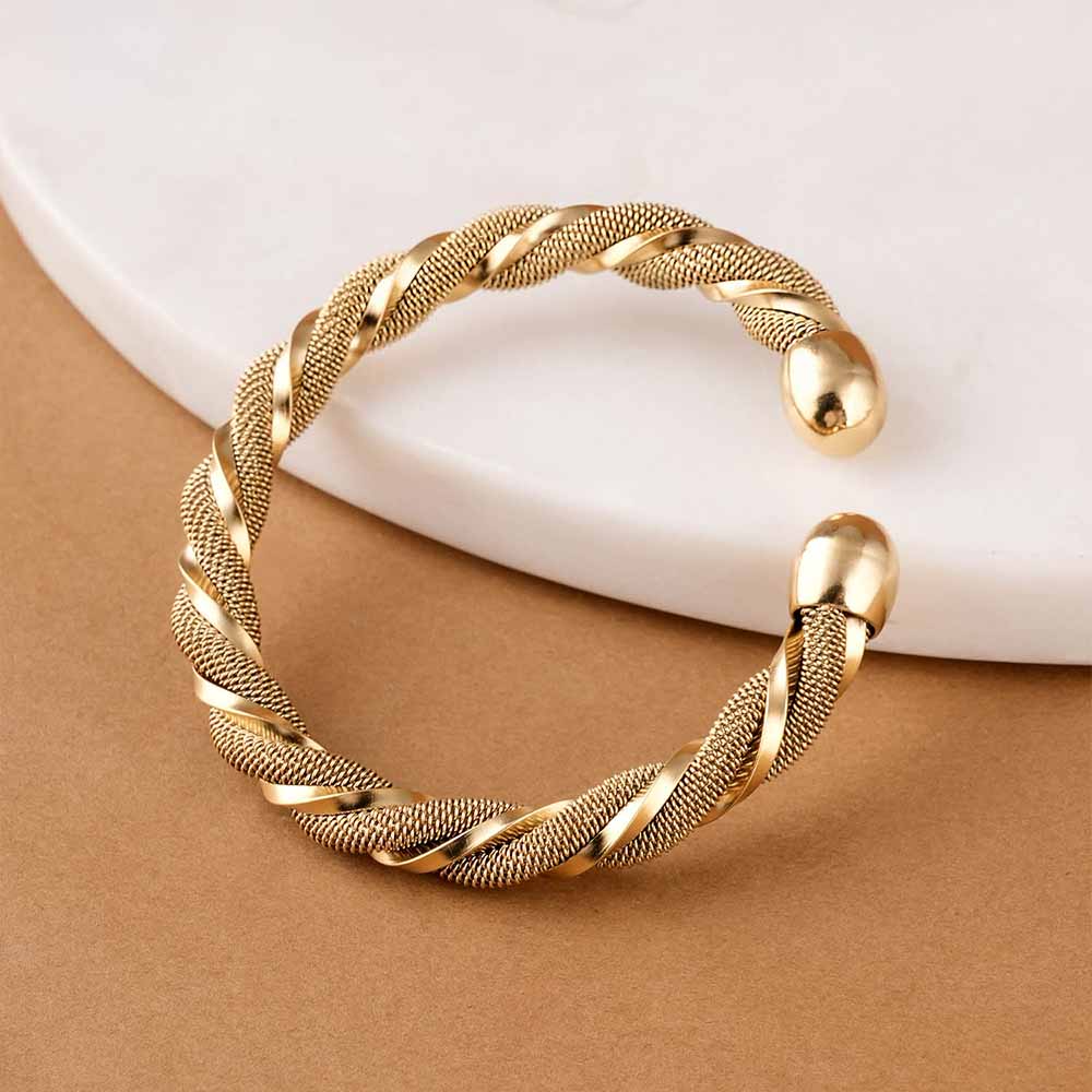 Aurelian Helix Cuff