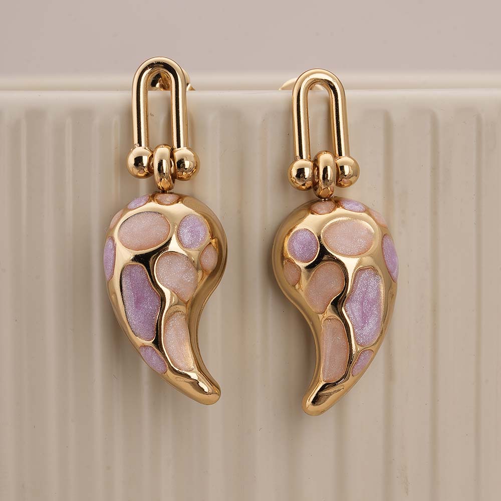 Elegant Gold and Pink Dangling Earrings