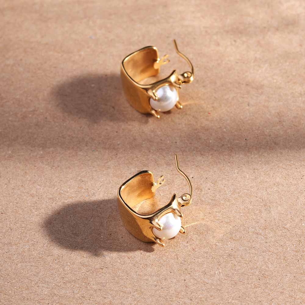Gold Nest Earrings