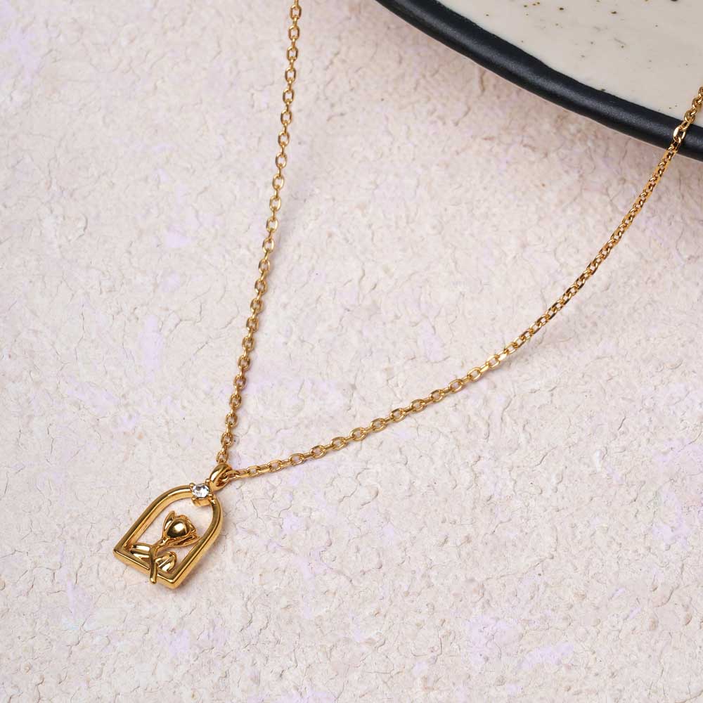 Dainty Bloom Frame Pendant Necklace