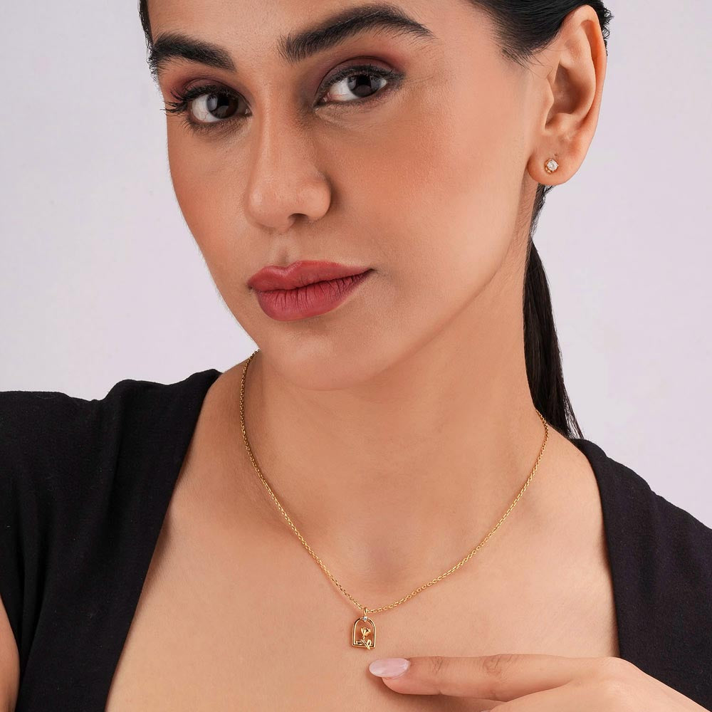 Dainty Bloom Frame Pendant Necklace