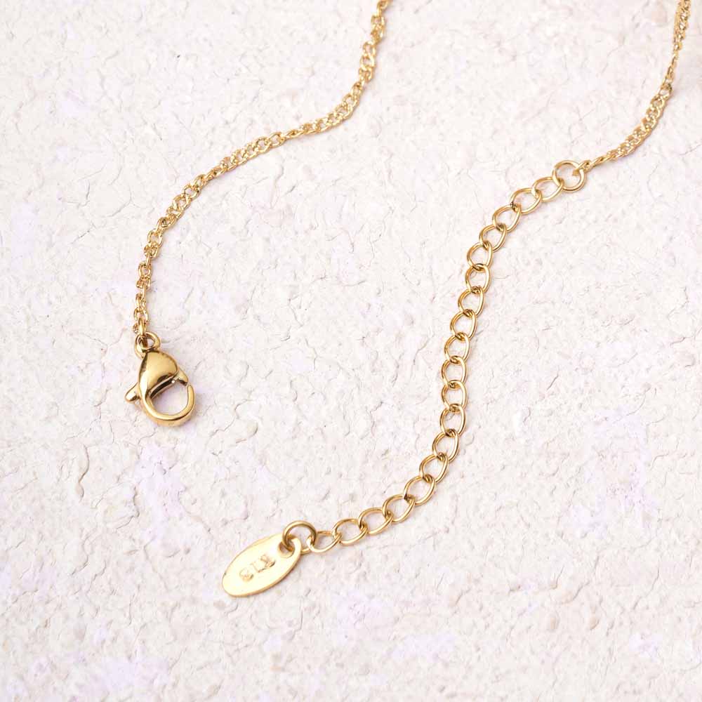 Classic Gold Round Pendant