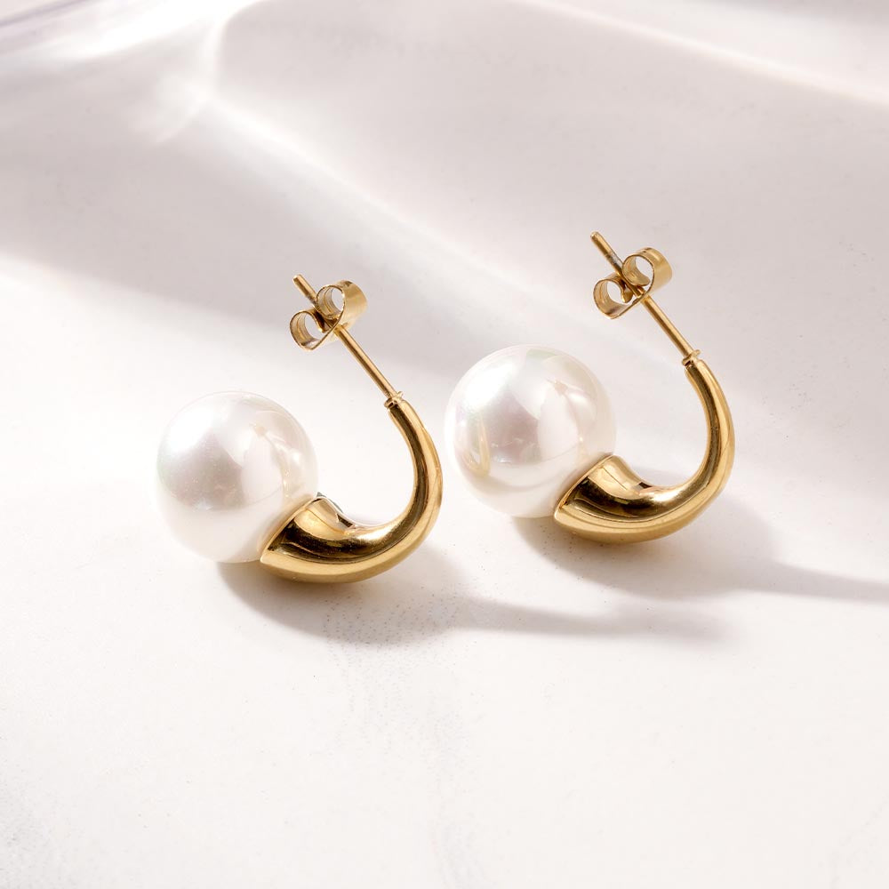 Curve Pearl Hoop Earrings