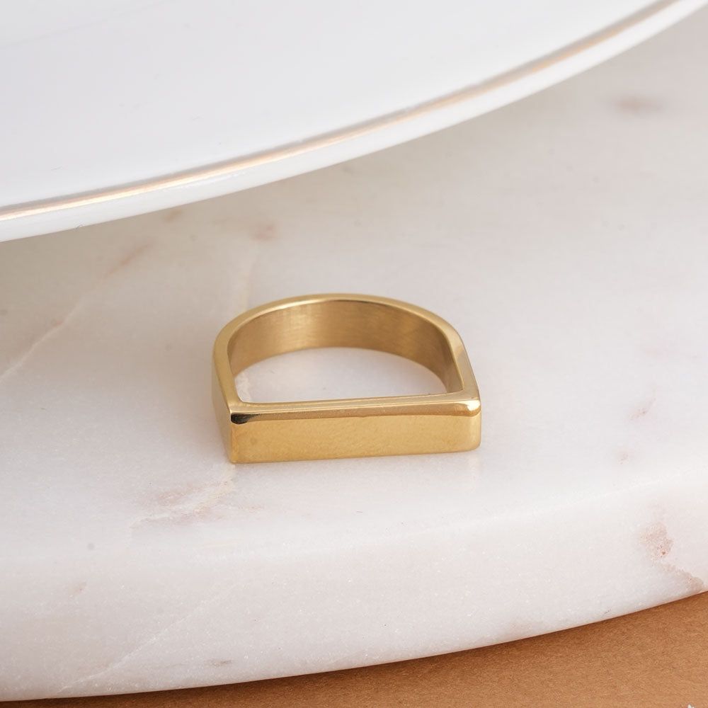 Classic Gold Bar Ring