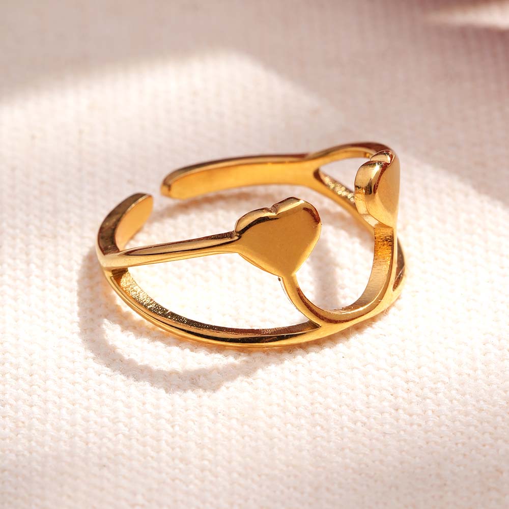 Curved Cutout Design Ring