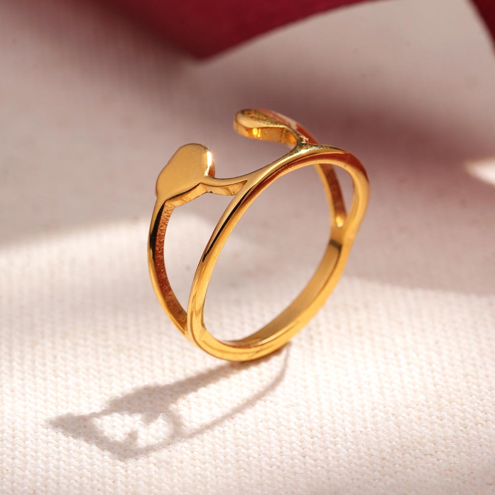 Curved Cutout Design Ring