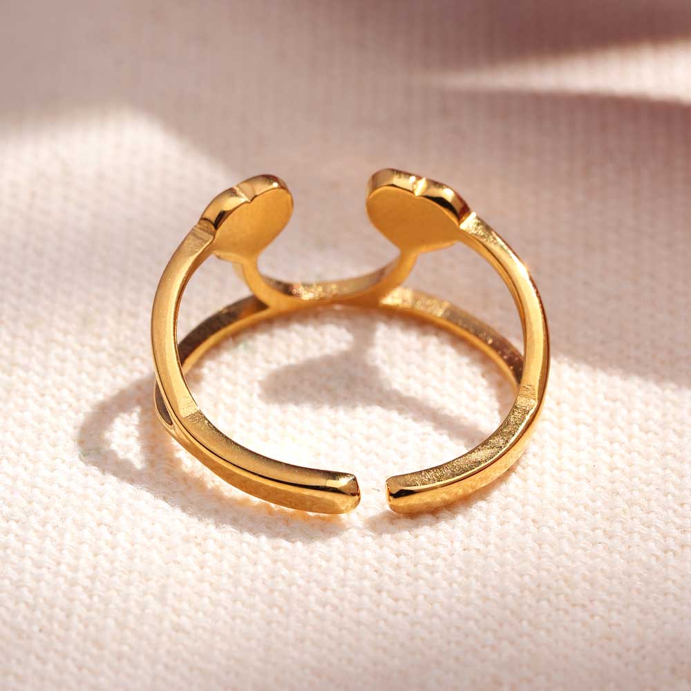 Curved Cutout Design Ring