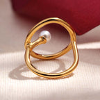 Criss-Cross Pearl Center