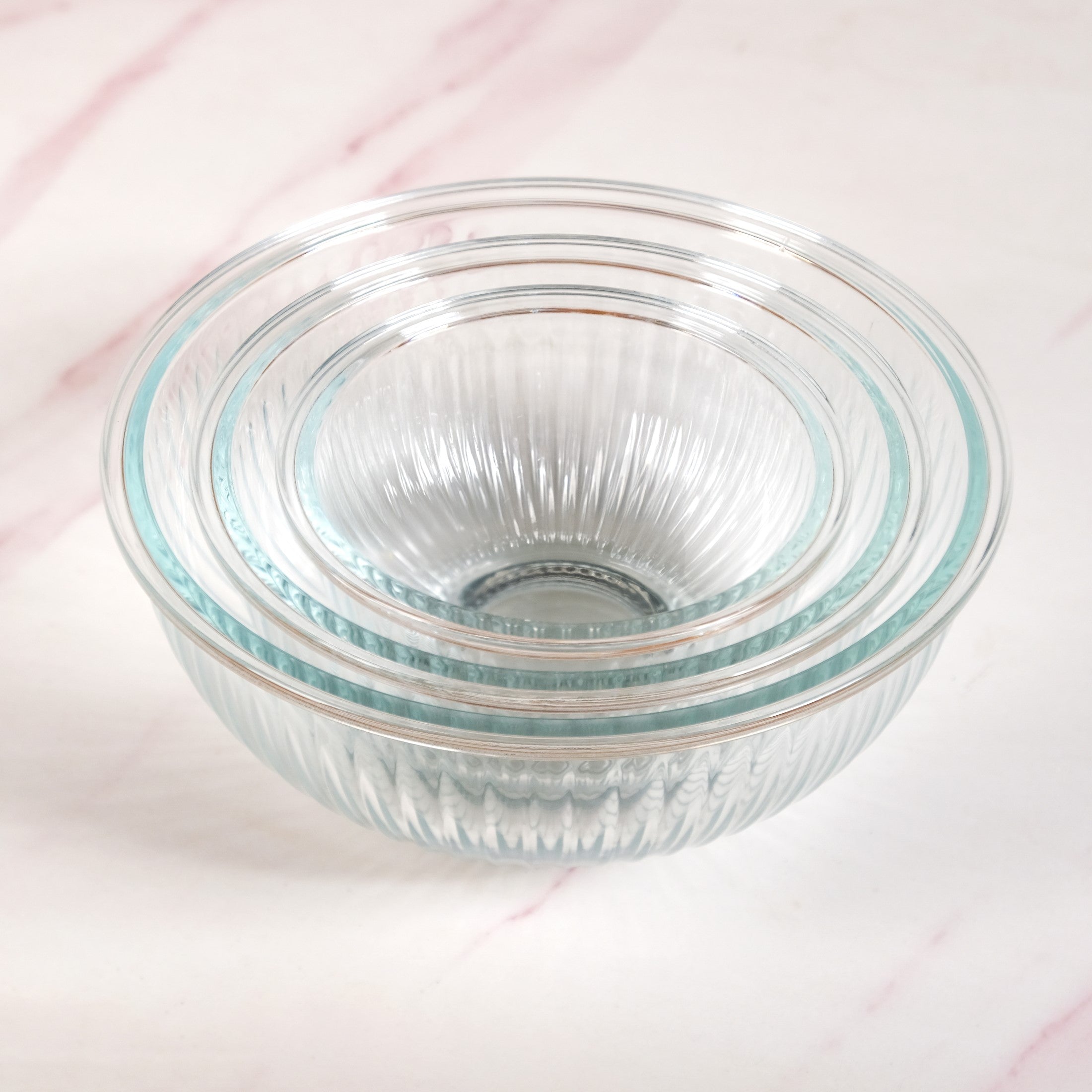 Sealpro Fluted Glass Mixing Bowls With Lids Set Of 3
