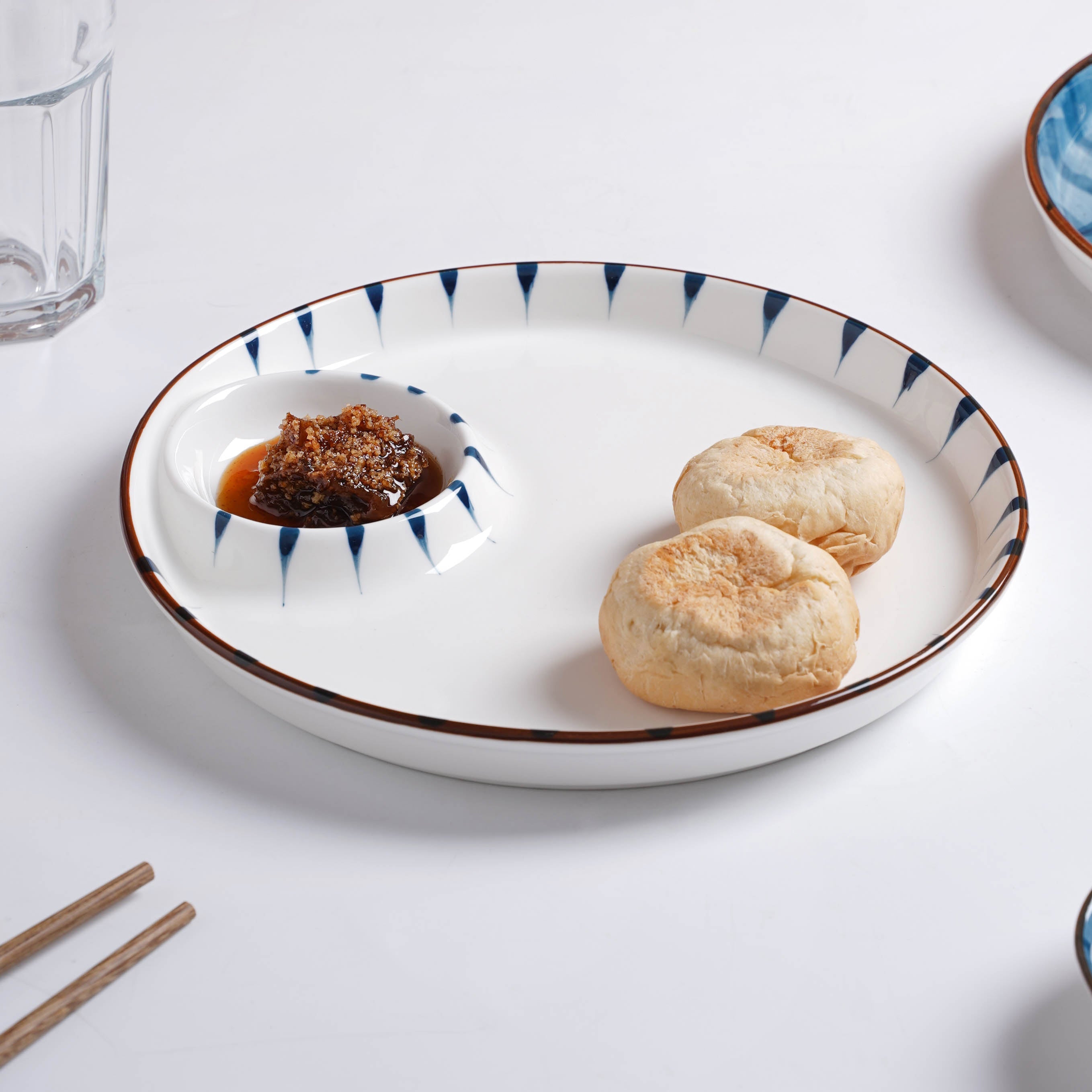 Sectioned Plate Nitori