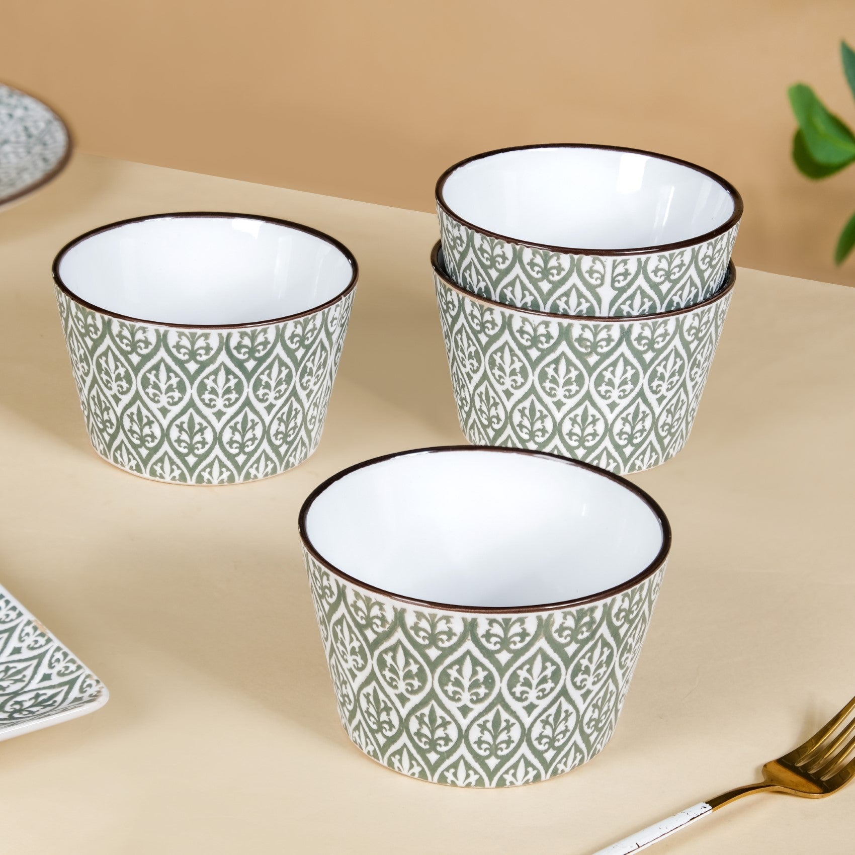 Baroque Set Of 4 Ceramic Serving Bowl Sage 650ml