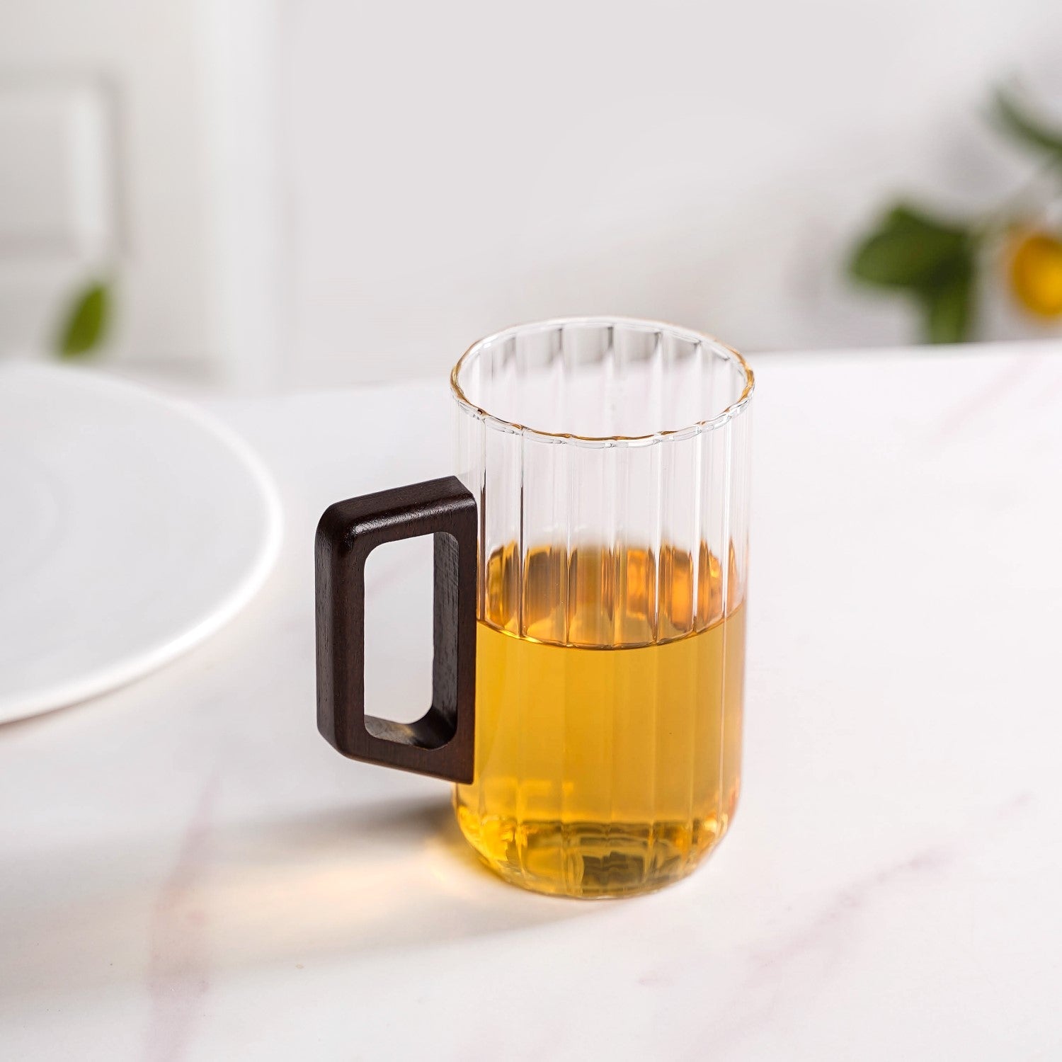 Ribbed Large Glass Mug With Wooden Handle 500ml
