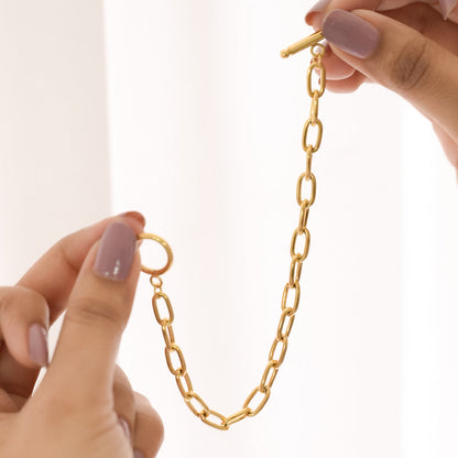 Sleek Chain Bracelet