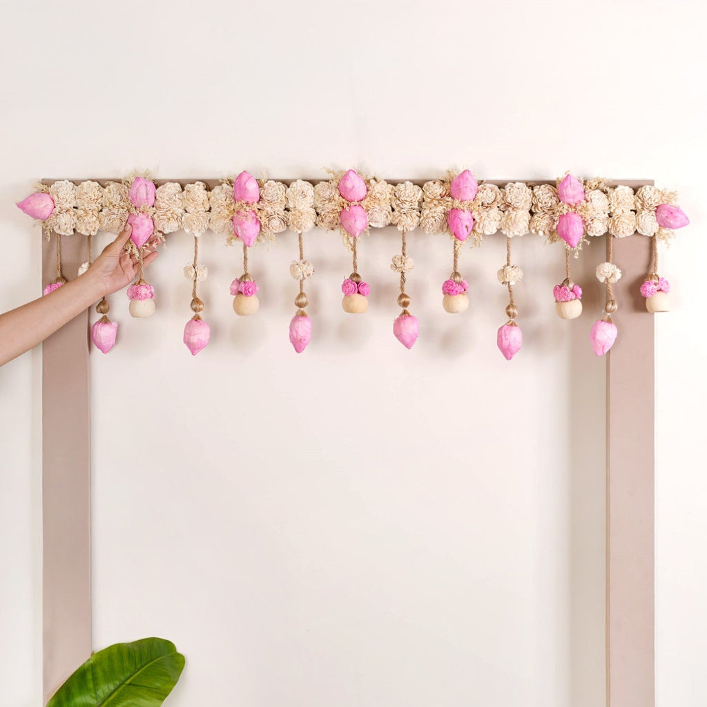 Ecofriendly Bandarwal With Sola Flower Pink