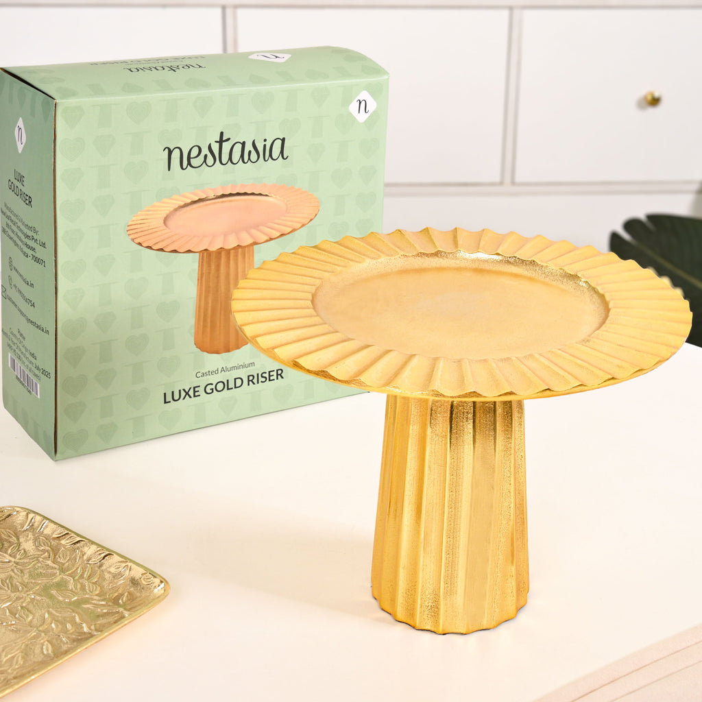 Halo Gold Dessert Riser Tall