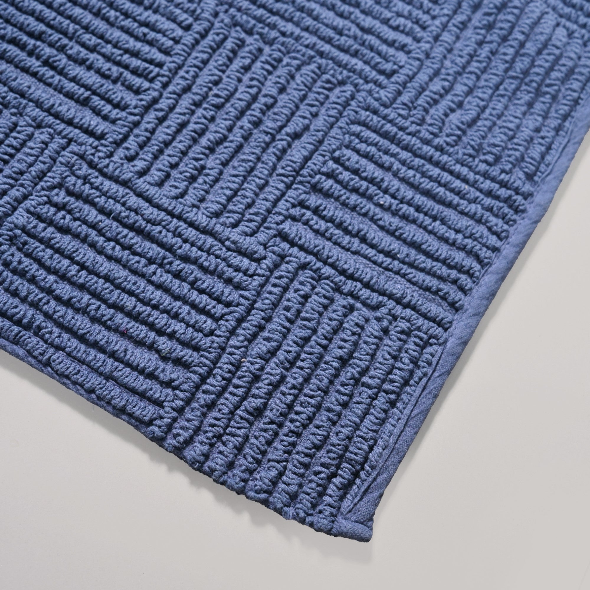 Reversible Tufted Cotton Floor Mat Navy Blue 84x50cm