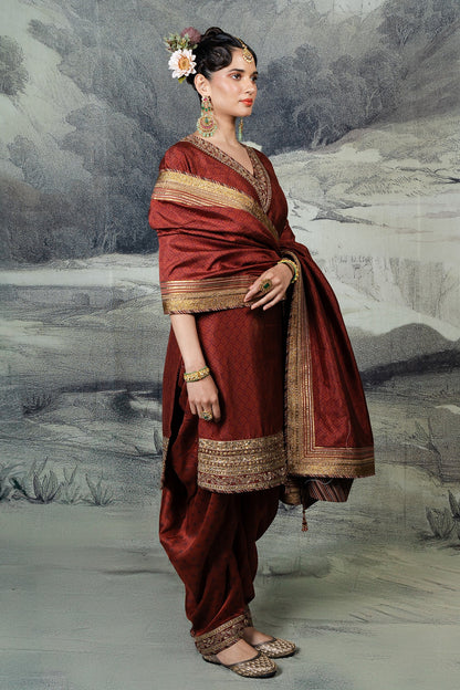 Vintage Red Tunic Set | BARODA