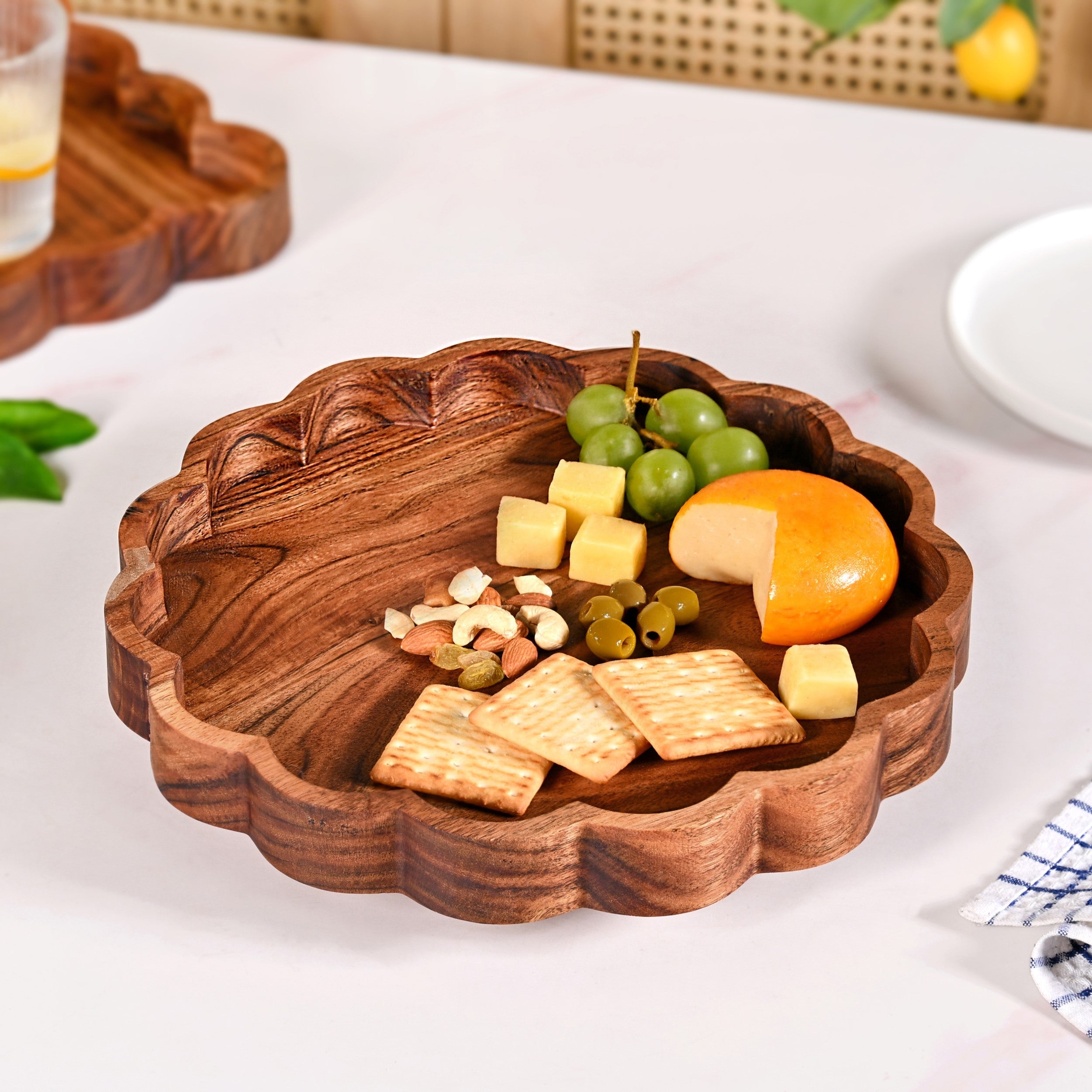 Acacia Scalloped Lazy Susan Serving Platter 30cm