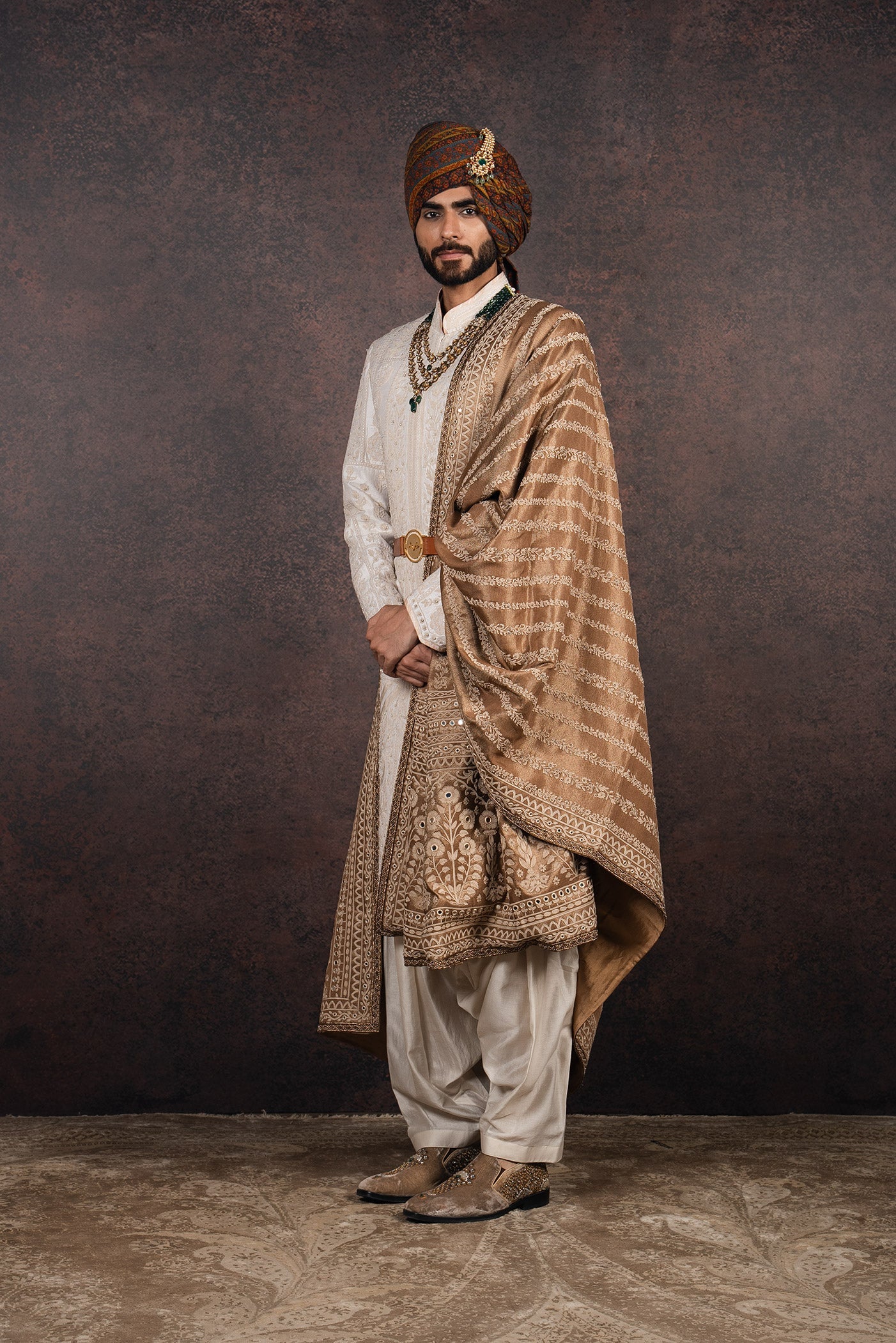 Banarasi Metallic Embroidered Stole | MURAQQA
