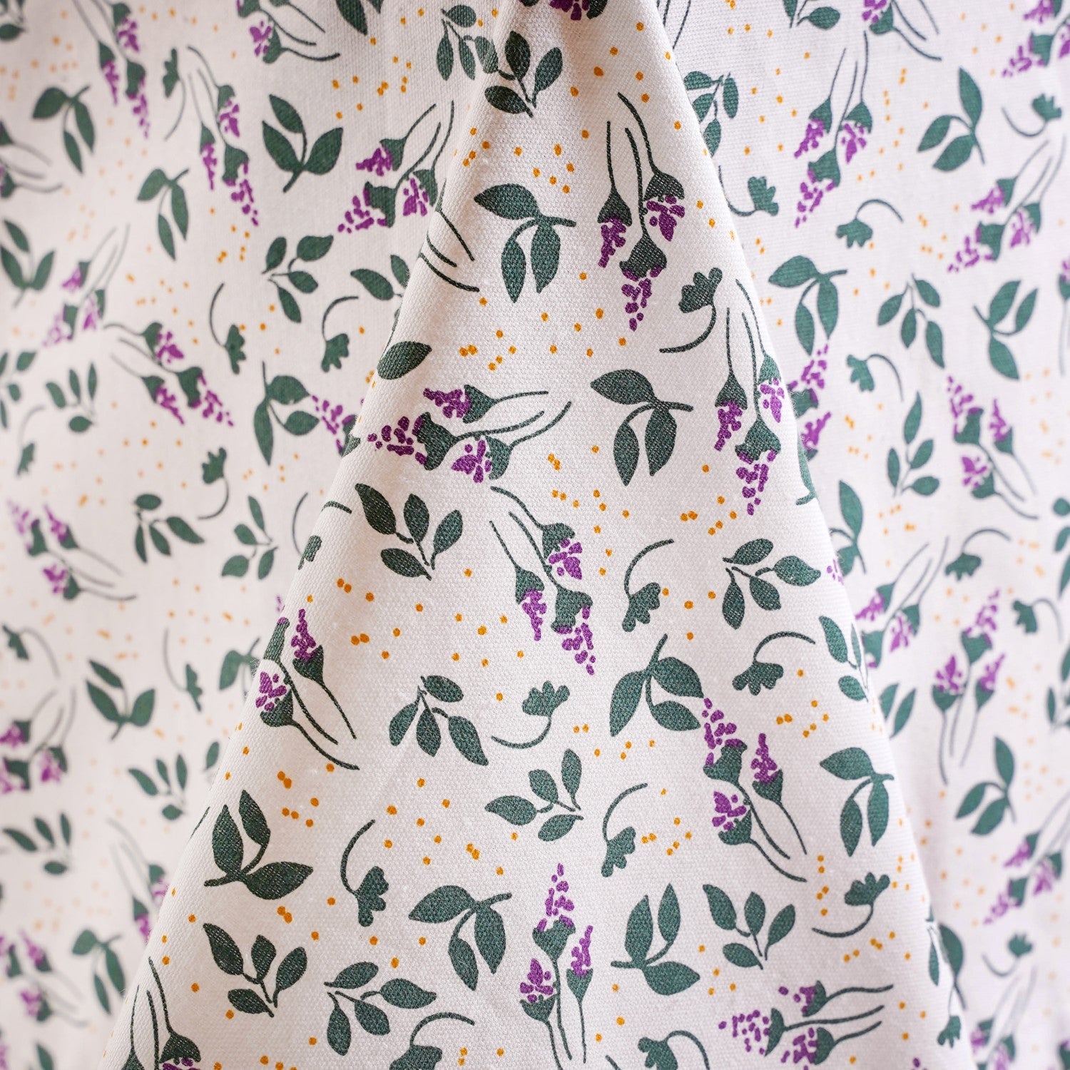 Blooming Lavender Premium Table Cover For 6 Seater 154 x 208cm