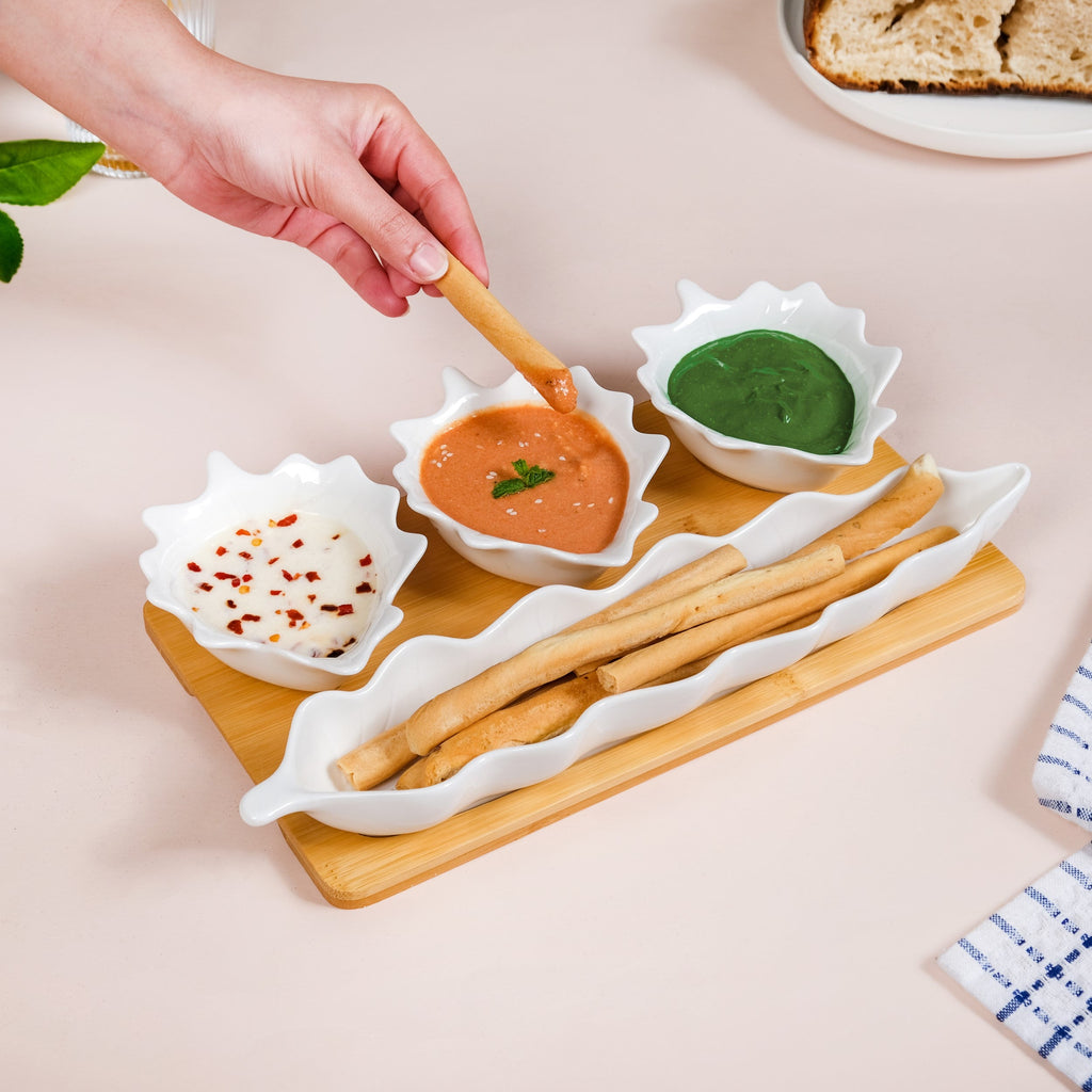 Leaf Ceramic Bowls And Long Plate Set of 4 With Tray