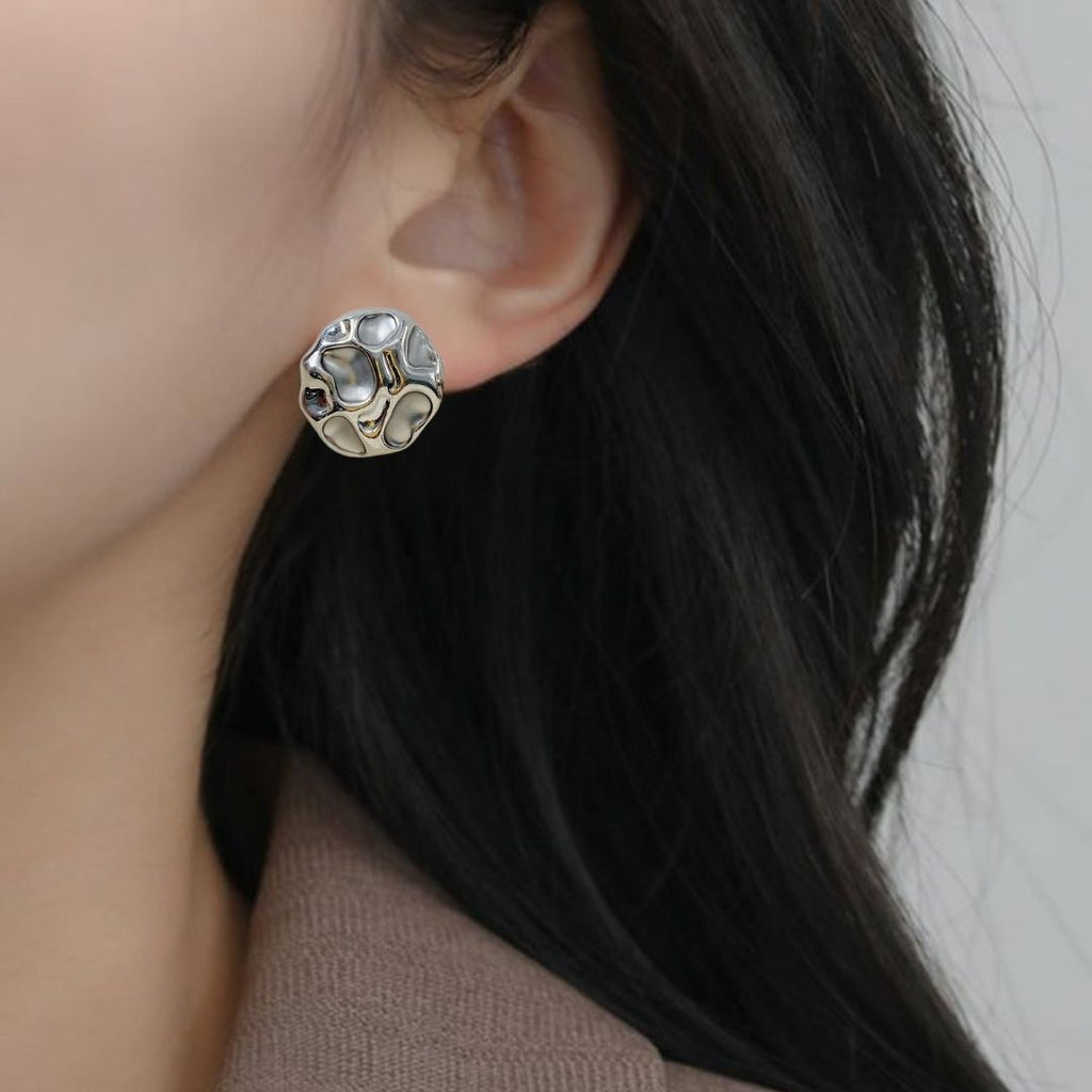Cosmic Craters Studs Silver