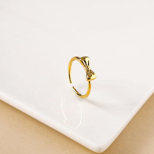 Dainty Gold Bow Statement Ring