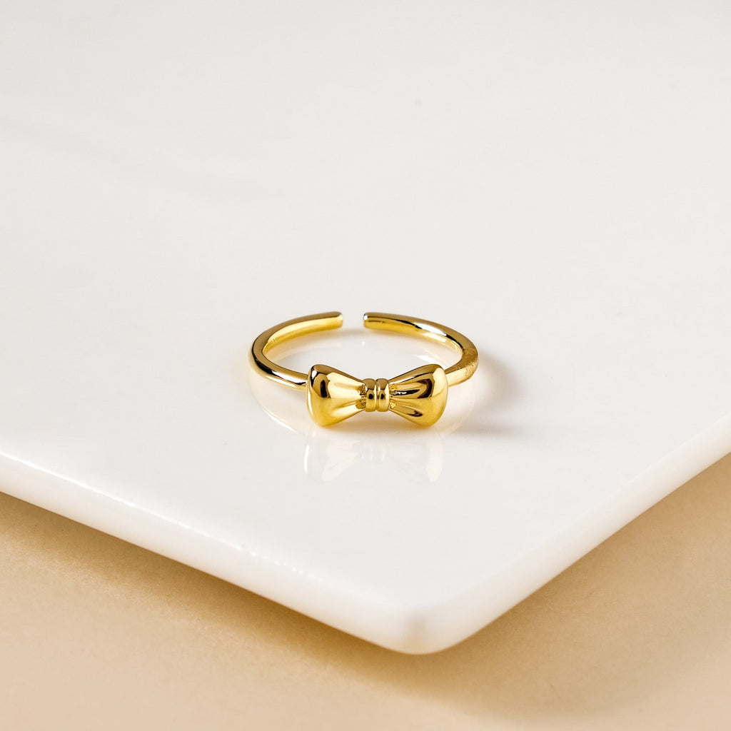Dainty Gold Bow Statement Ring
