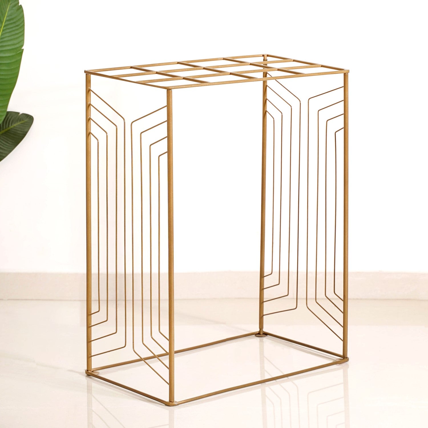 Box Frame Metal Backdrop With Floral Wall Hangings 38 Inch