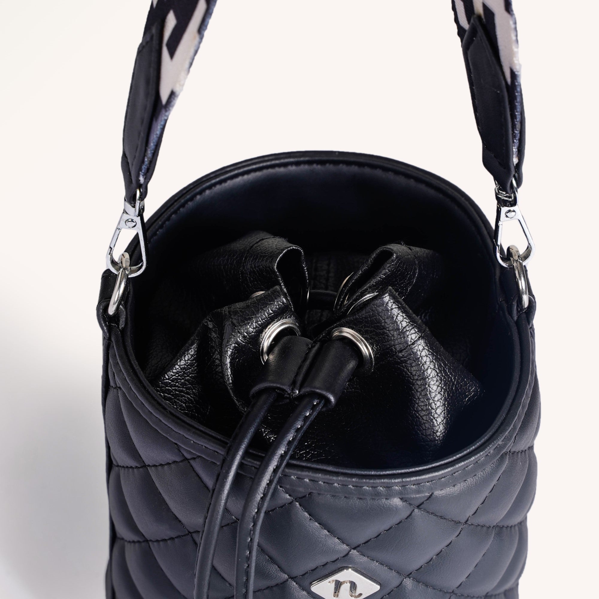 Quilted Bucket Bag Black