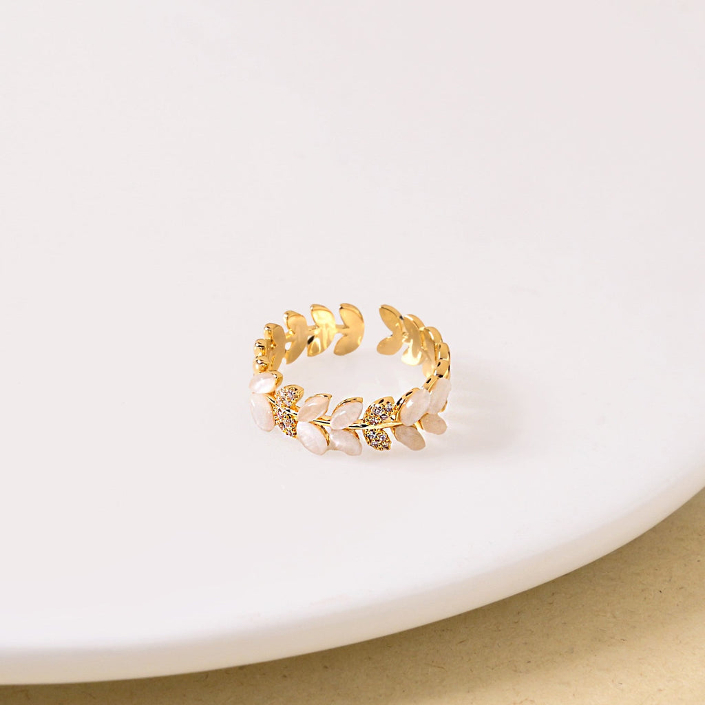 Frosted Ivy Ring Gold