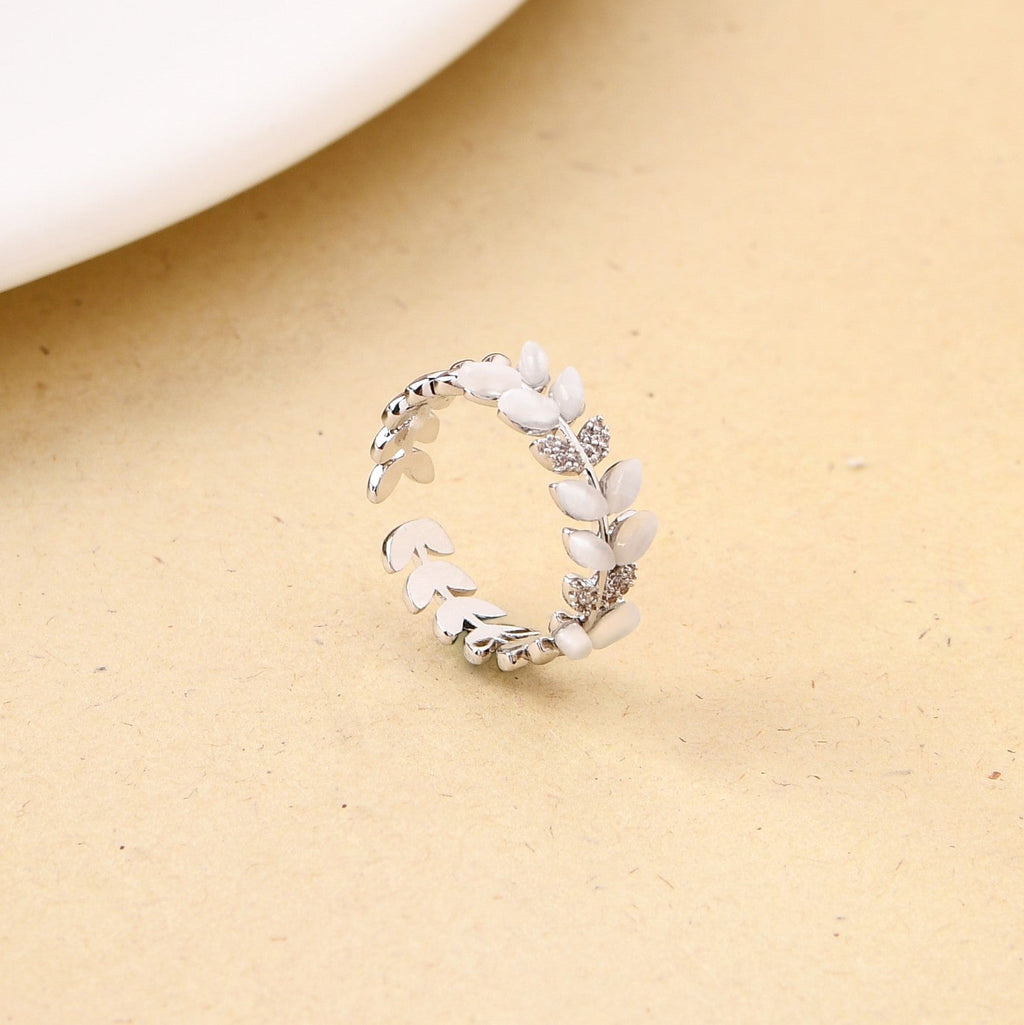 Frosted Ivy Ring Silver