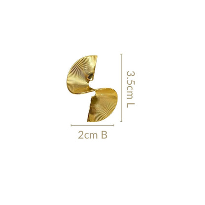 Graceful Gold Sensu Fan Earrings