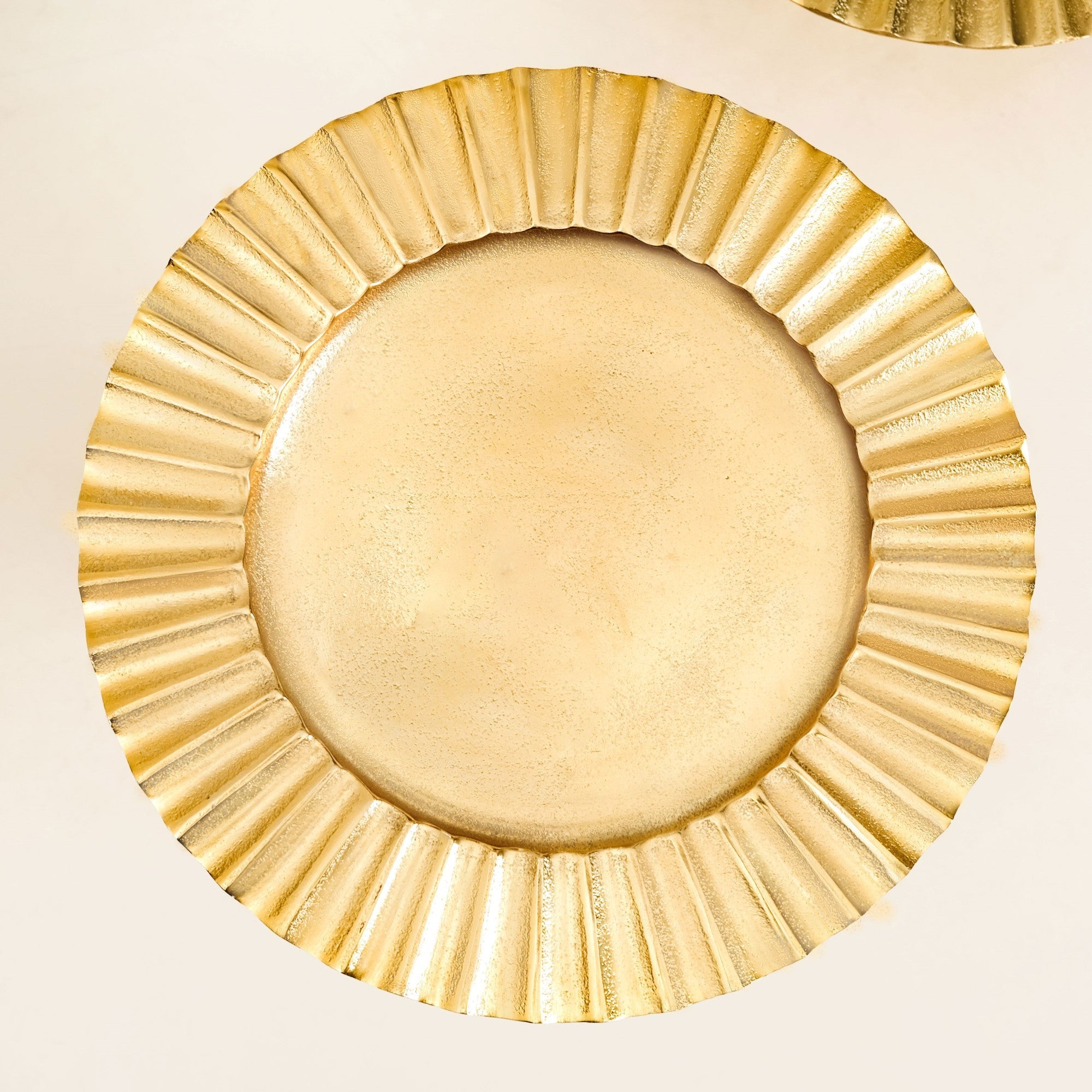 Halo Gold Dessert Riser Short