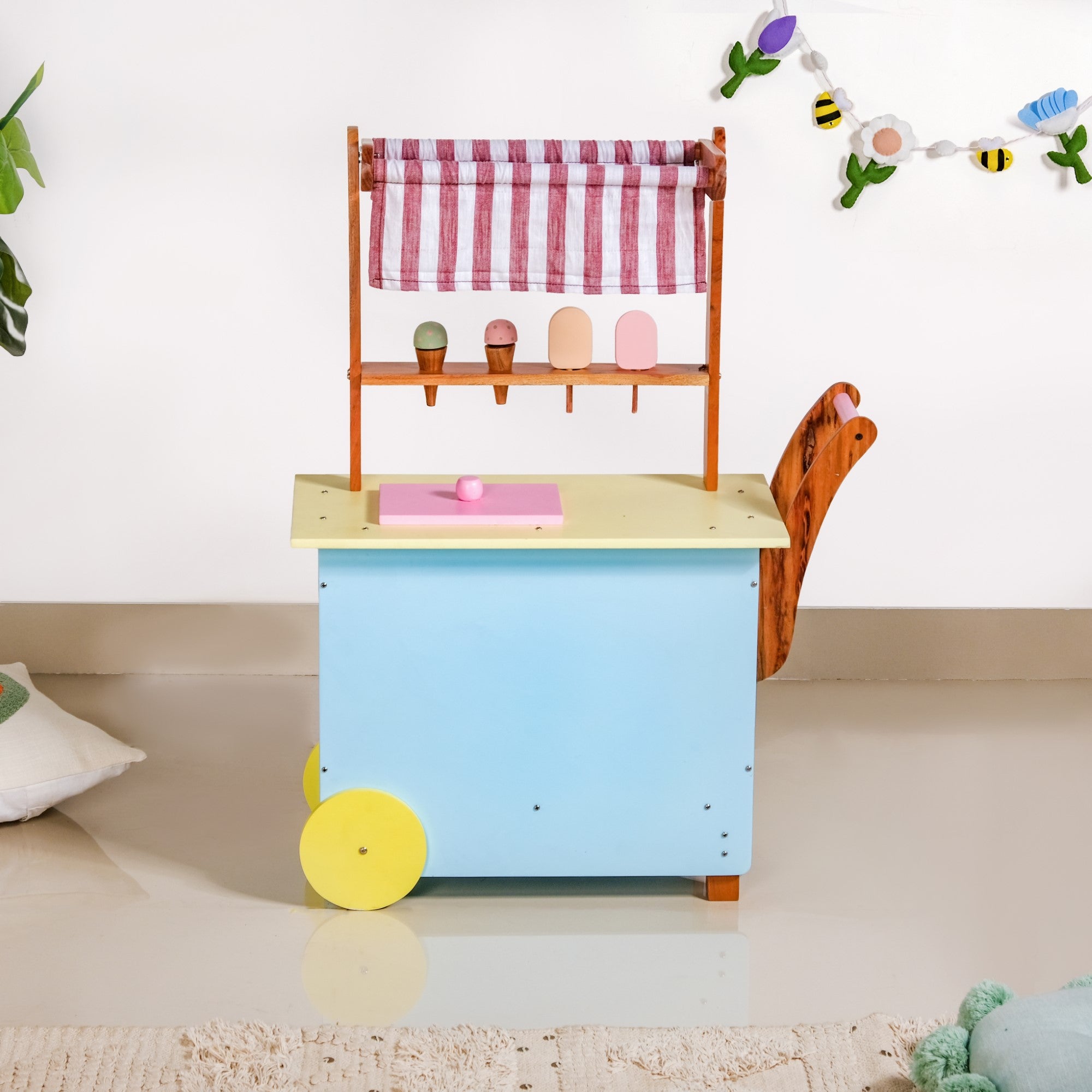 Pretend Play Creative Wooden Ice Cream Cart With Ice Cream
