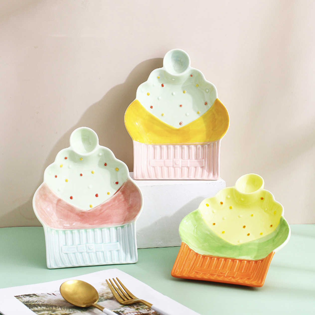 Cupcake Plate