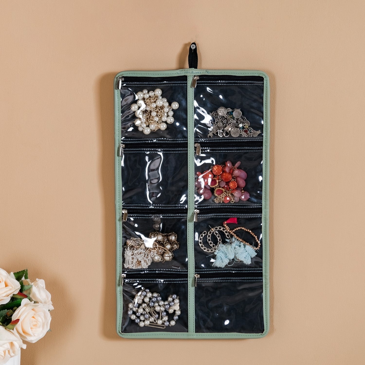 Portable Green Jewellery Organizer