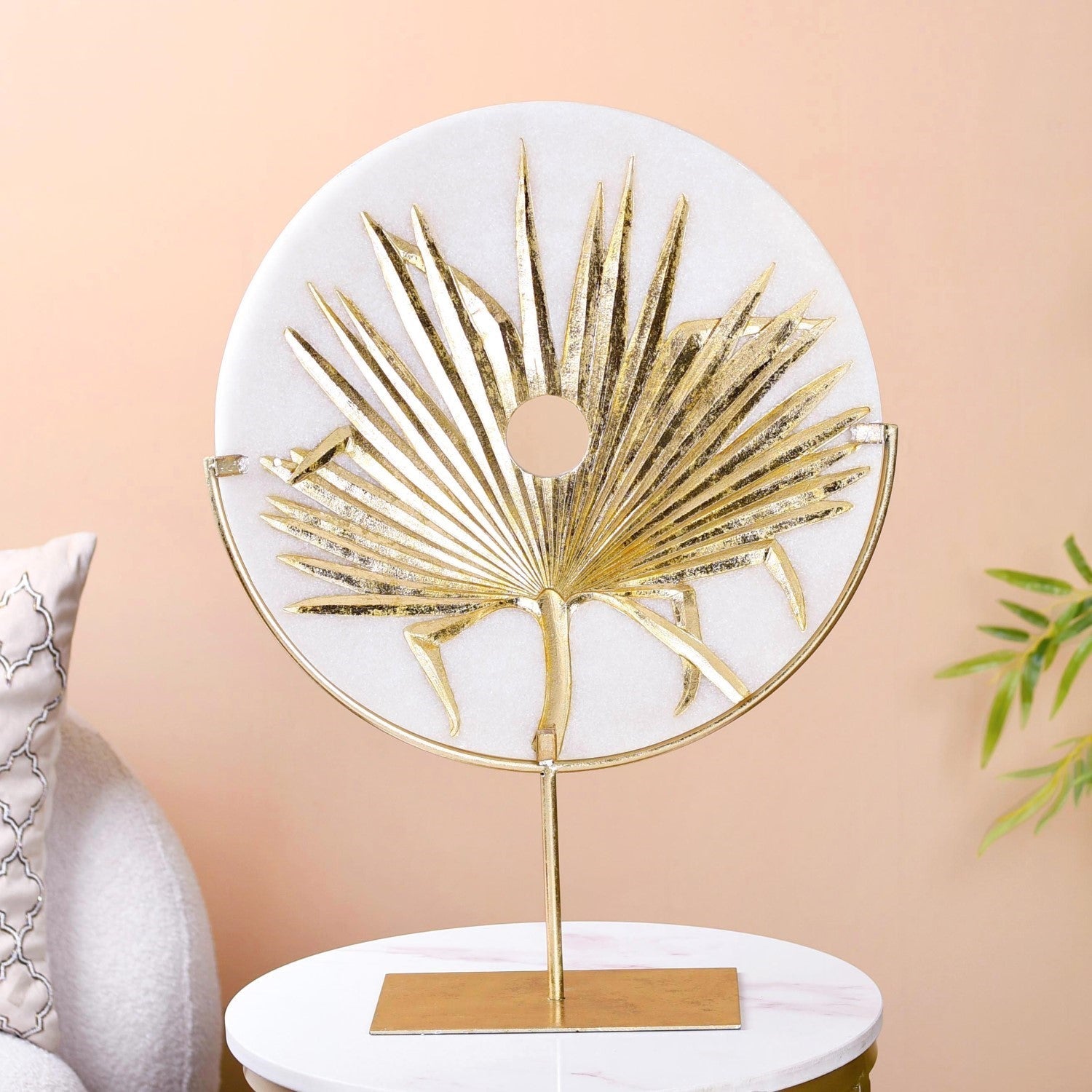 Disc Palm Leaf Luxe Table Decor