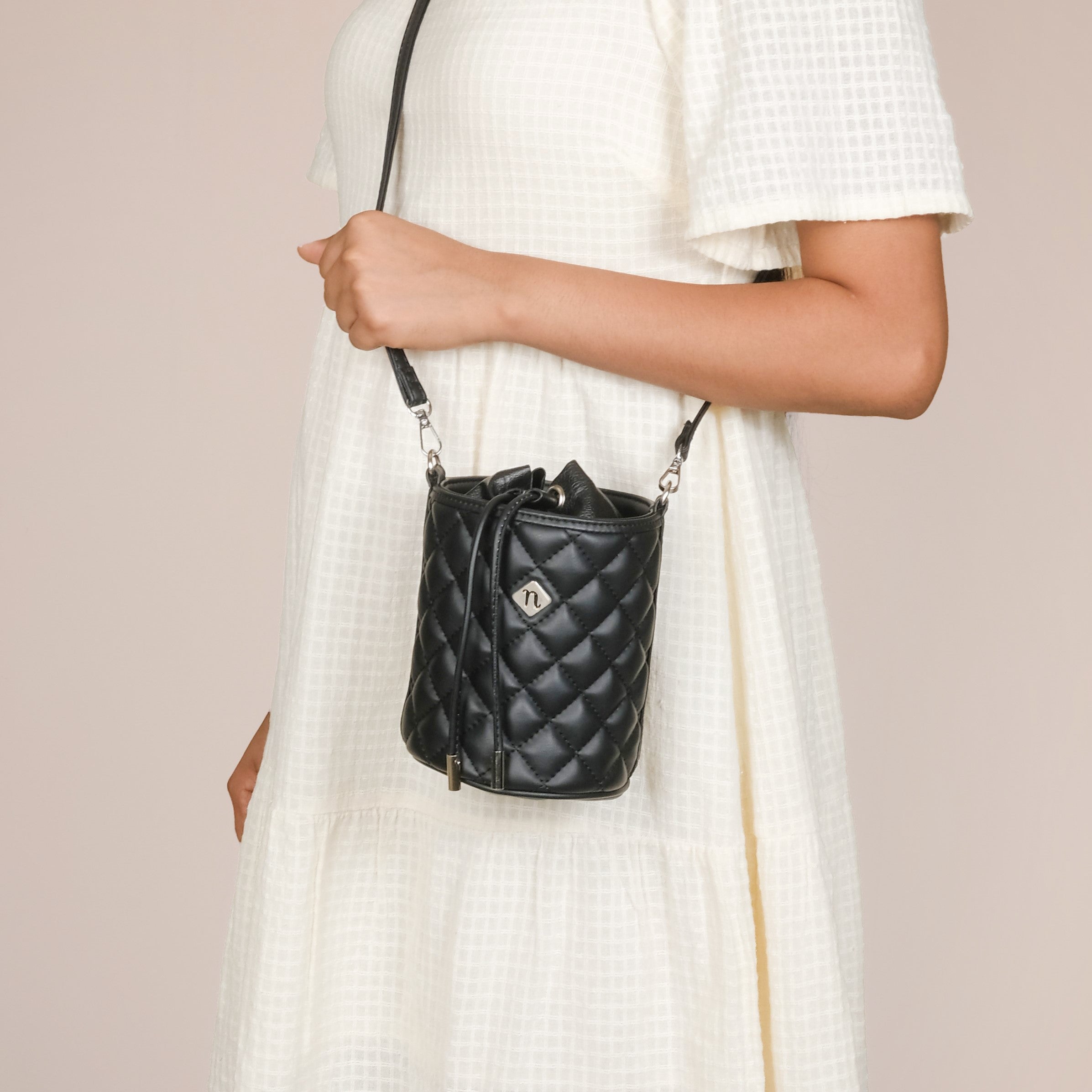 Quilted Bucket Bag Black