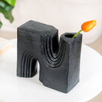 Black Valley Showpiece Vase