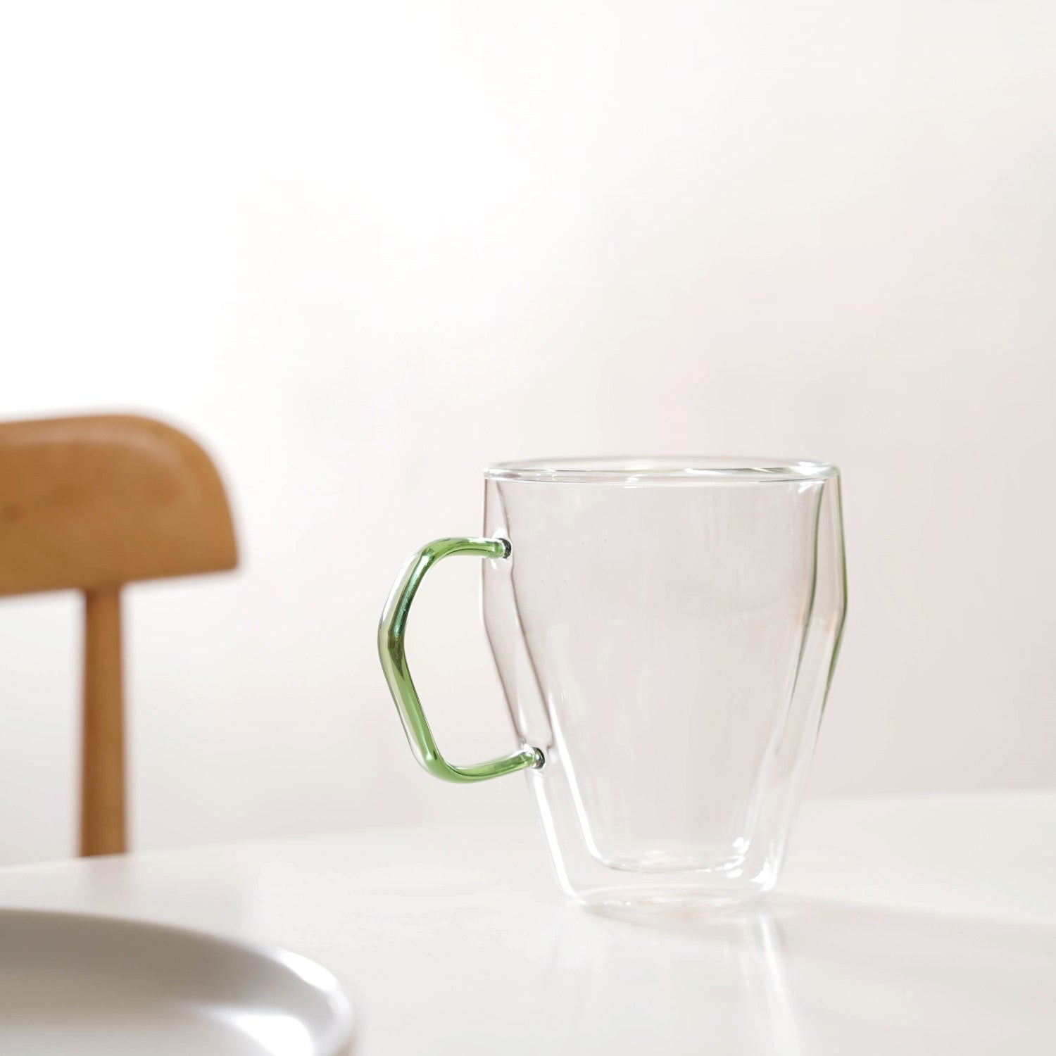 Set Of 2 Double Wall Glass Mugs With Green Handle 250ml
